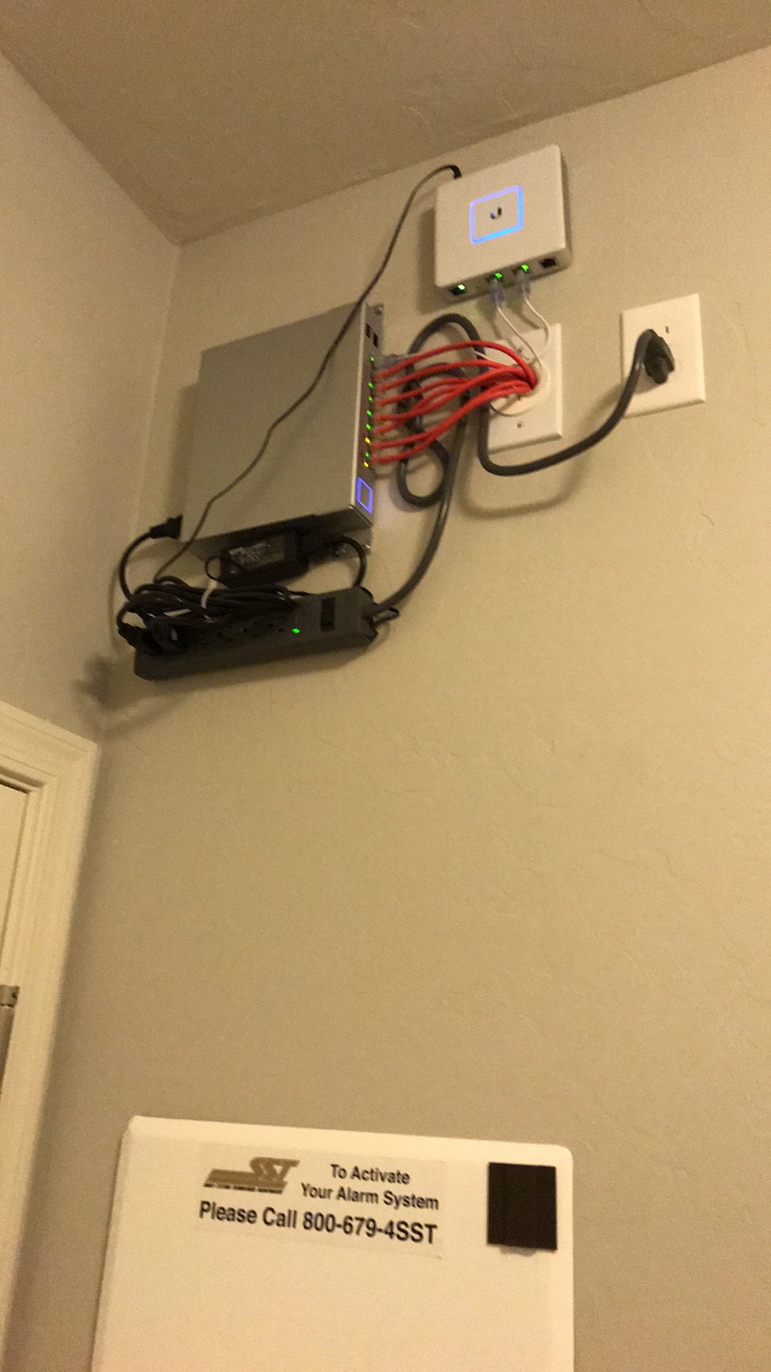 Wall Mounting Router And Modem Hardware Hangout Neowin