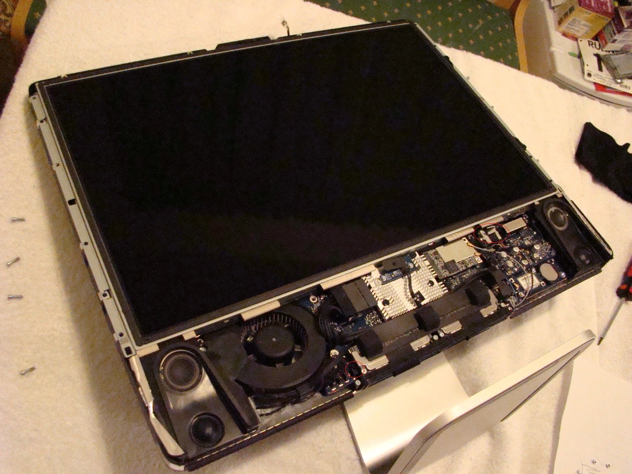 iMac 20" Mid2007 Hard drive Swap - macOS - Neowin