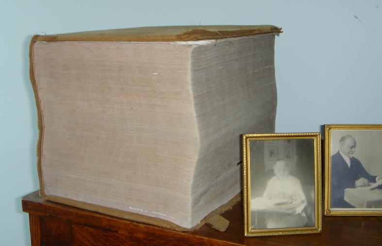 The Official World's FATTEST Book. General Discussion Neowin