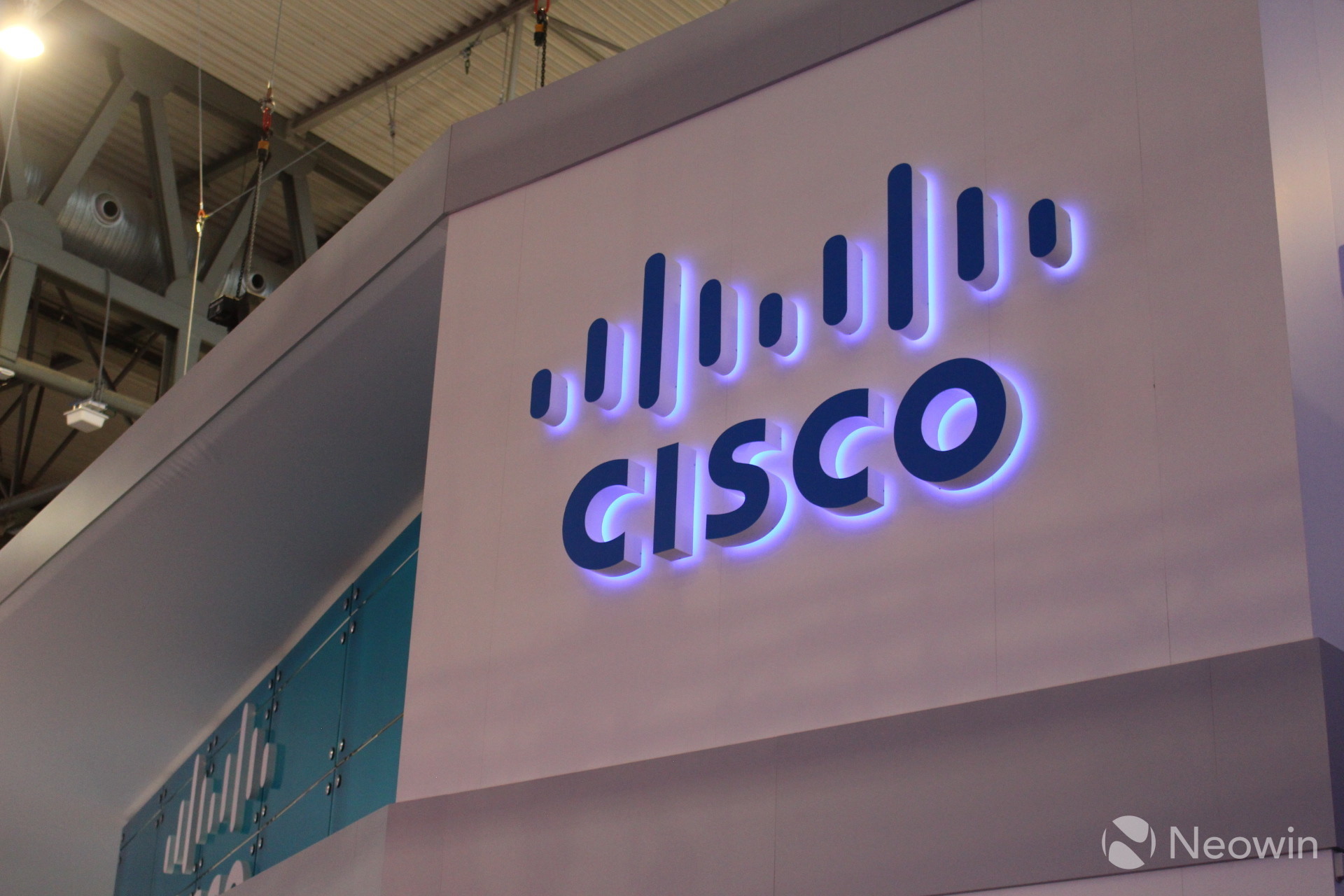 Trade of the Day: Cisco Systems, Inc. (CSCO)