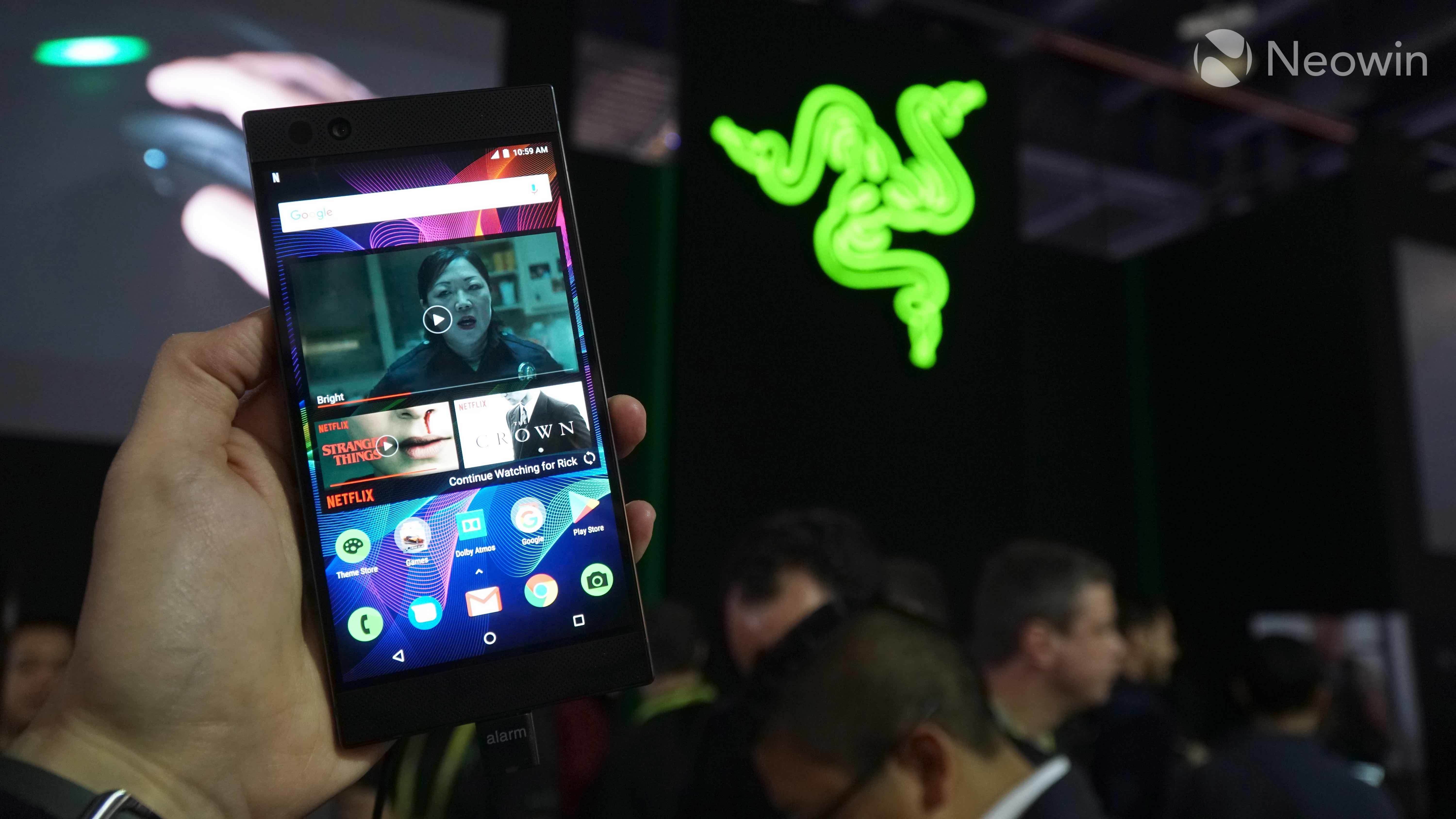 Razer Phone owners can update to Android 8.1 Oreo starting today