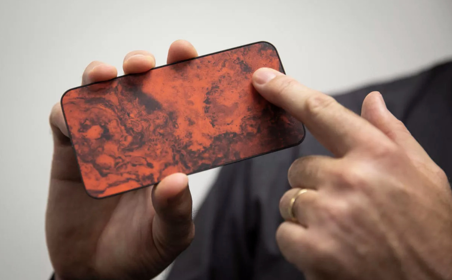 Corning Unveils Next Generation Gorilla Glass 6 Corning Unveils Next Generation Gorilla Glass 6