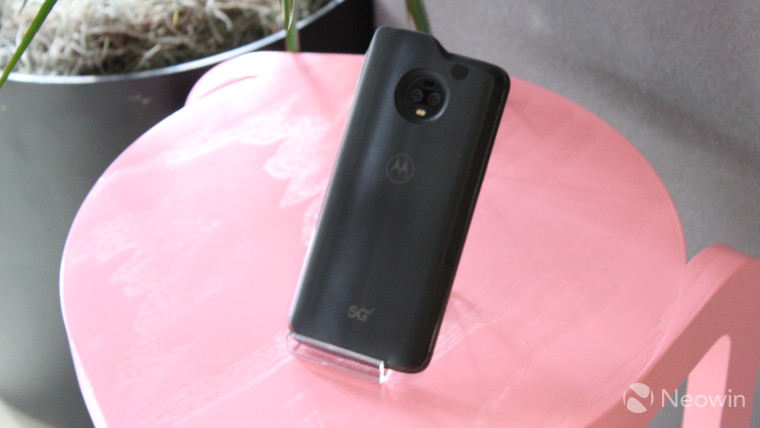 New Moto Mods 2020 First impressions of Motorola's new Moto Z3, and the 5G Moto Mod New Moto Mods 2020 First impressions of Motorola's new Moto Z3, and the 5G Moto Mod