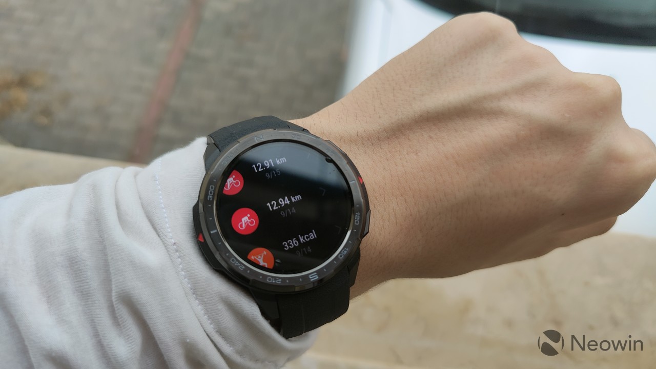 honor watch gs pro always on display