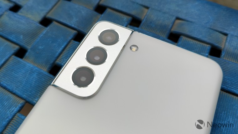 Camera module on the Galaxy S21