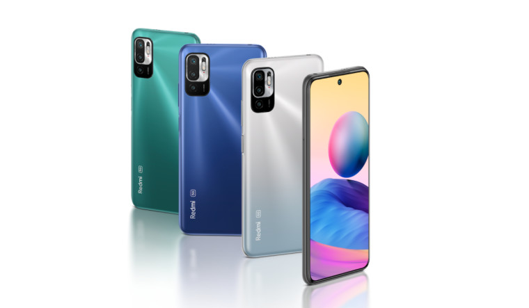 A row of the Redmi Note 10 5G in Chrome Silver Graphite Gray Nighttime Blue and Aurora Green