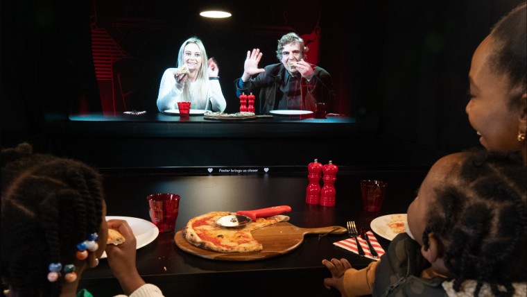 hologram dining experience at two hearts pizzeria by virgin media