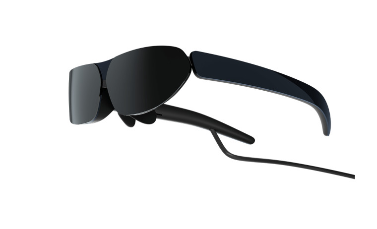 The frameless design of the TCL NxtWear G