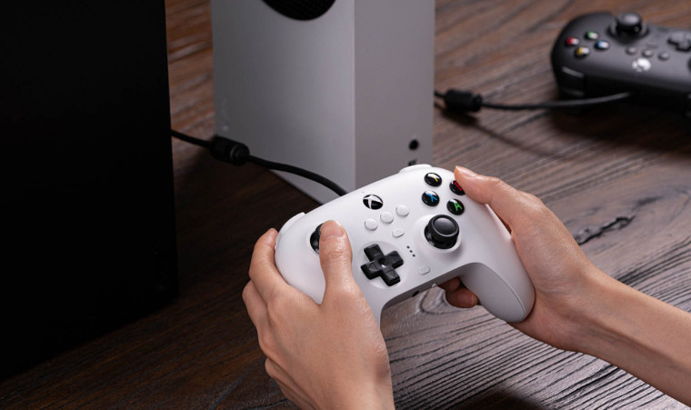 8Bitdo Ultimate Xbox Controller