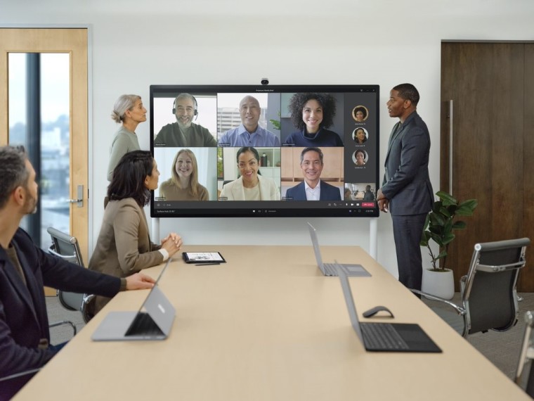 Microsoft announces Surface Hub 2 Smart Camera, costs a measly $800 - Vimarsana News