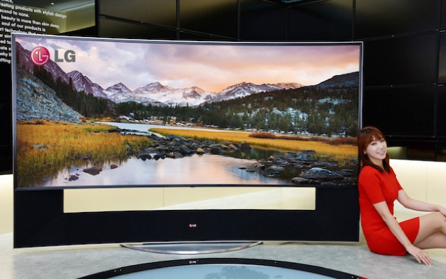 LG's 105-inch curved 4K TV is a bargain 
